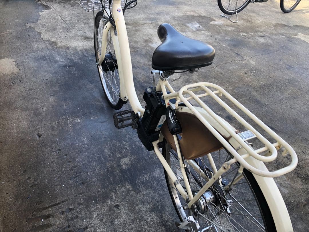 ブリヂストン新機種電動アシスト自転車フロンティア26インチアイボリーアルミボディ