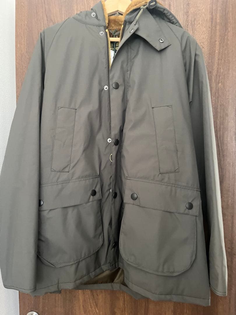 【新品、未使用】Barbour ボア張り フード付きジャケット 40\"