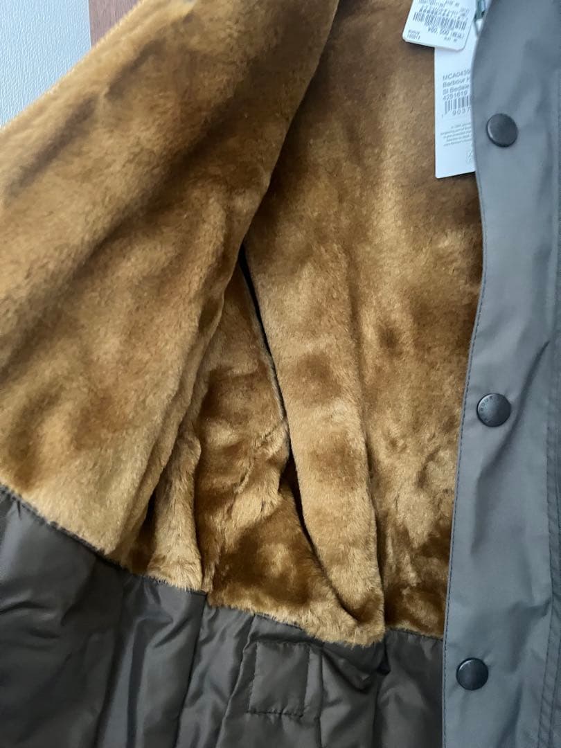 【新品、未使用】Barbour ボア張り フード付きジャケット 40\"