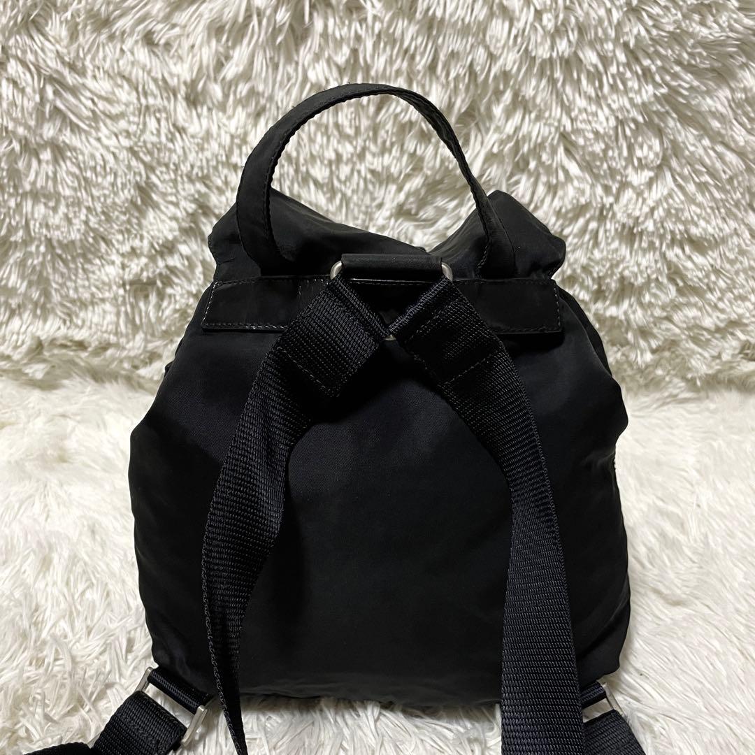 【美品】PRADA プラダ　リュック　バックパック　ナイロン　レディース　黒