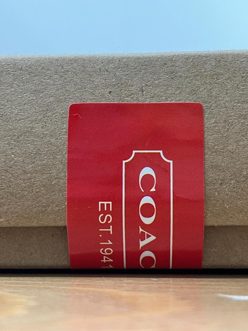 新品未開封　COACH コーチ　長財布　ベージュ　ブラウン　プレゼントにも！