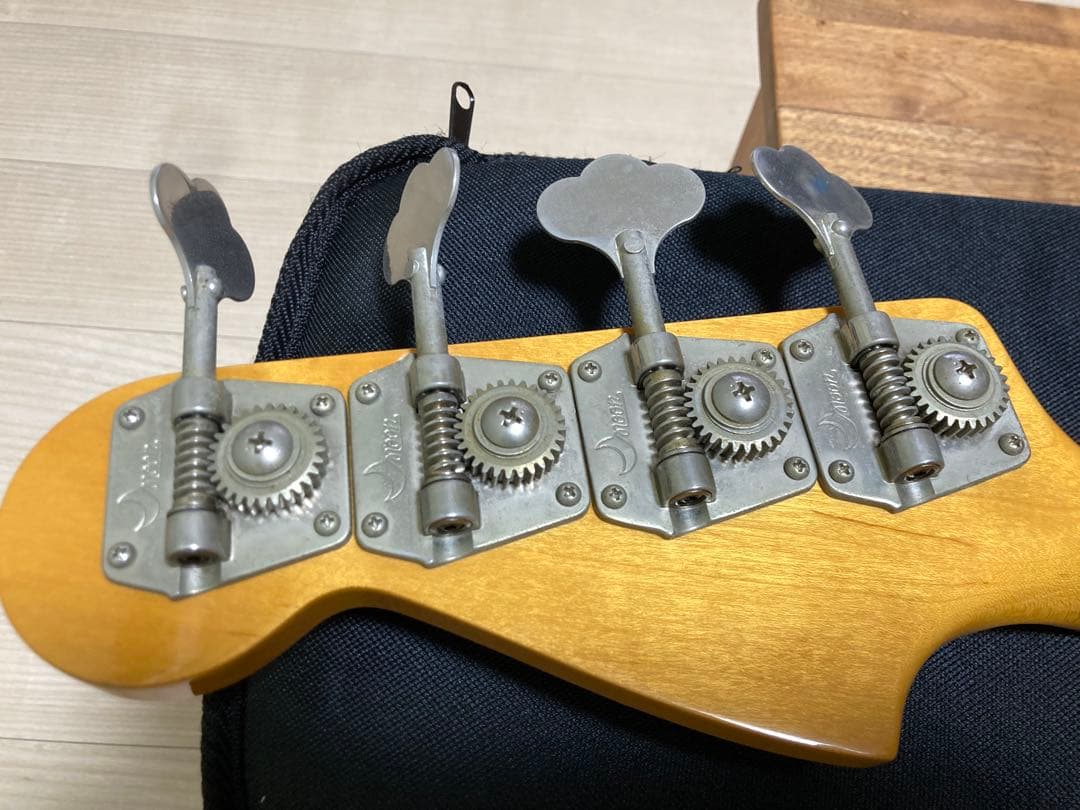 ベース moon bass sunburst