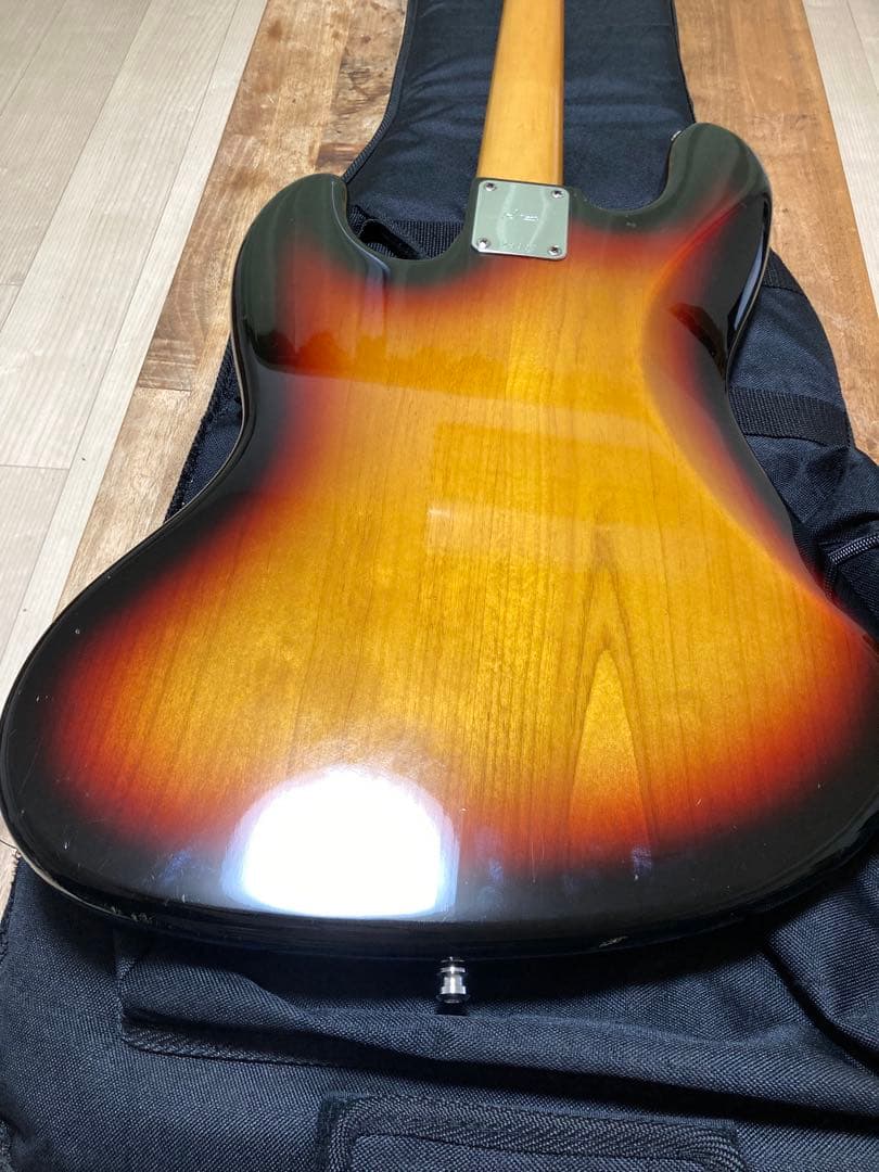 ベース moon bass sunburst