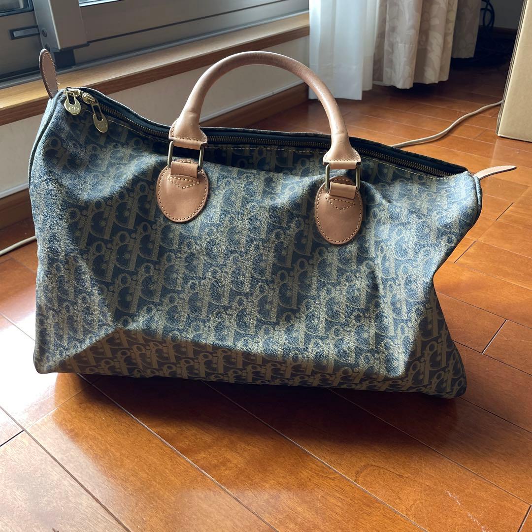 29クリスチャンディオール　ロゴ入りボストンバッグ