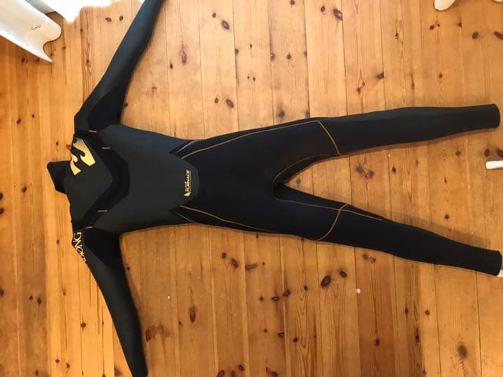 ウェットスーツ セミドライ ビラボン オーダー品