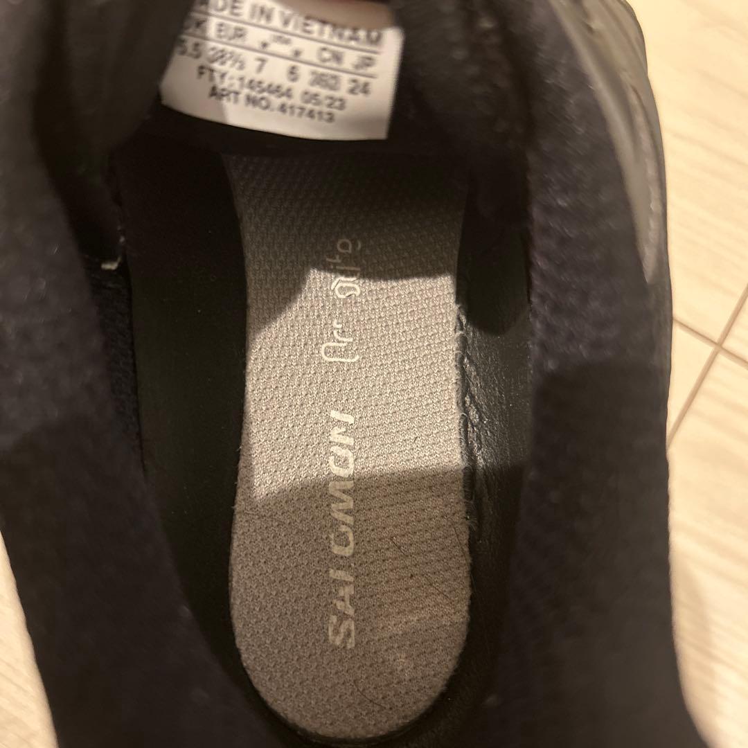 サロモン　スニーカー　24cm