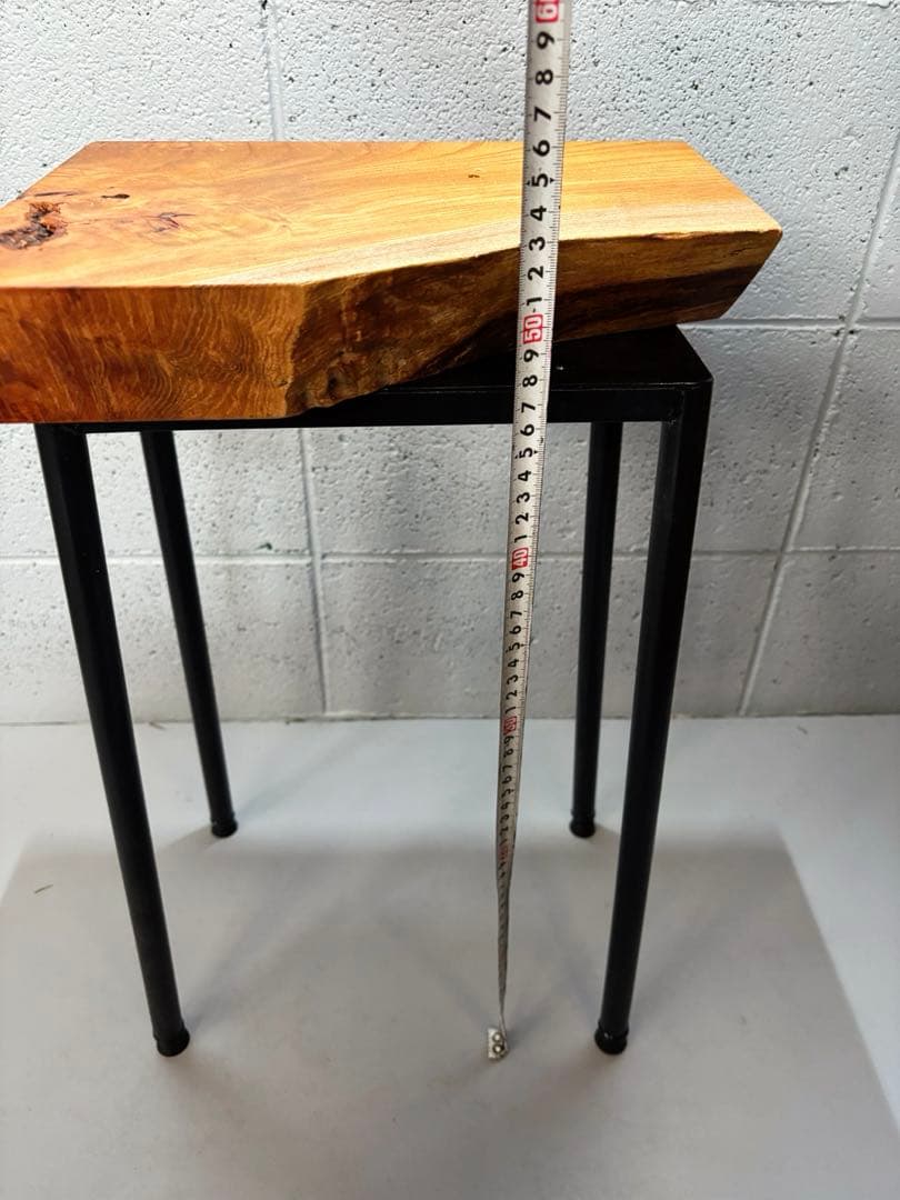 欅サイドテーブル　一枚板　自然木　無垢材