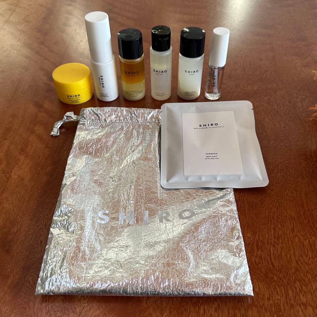 送料込み】SHIRO ホリデーセット 2025 ファーポーチ スキンケア