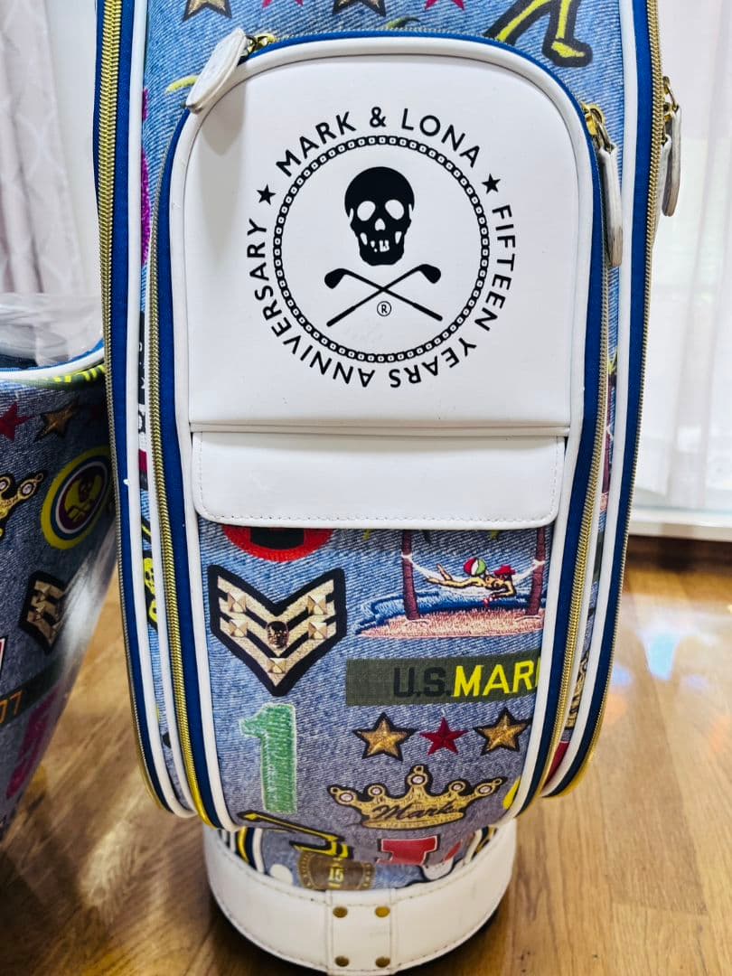 美品即発送●MARK & LONA キャディバッグ