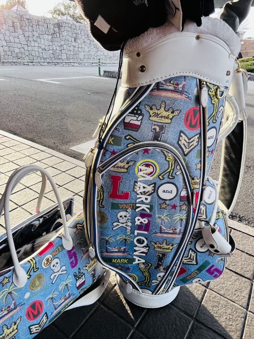 美品即発送●MARK & LONA キャディバッグ