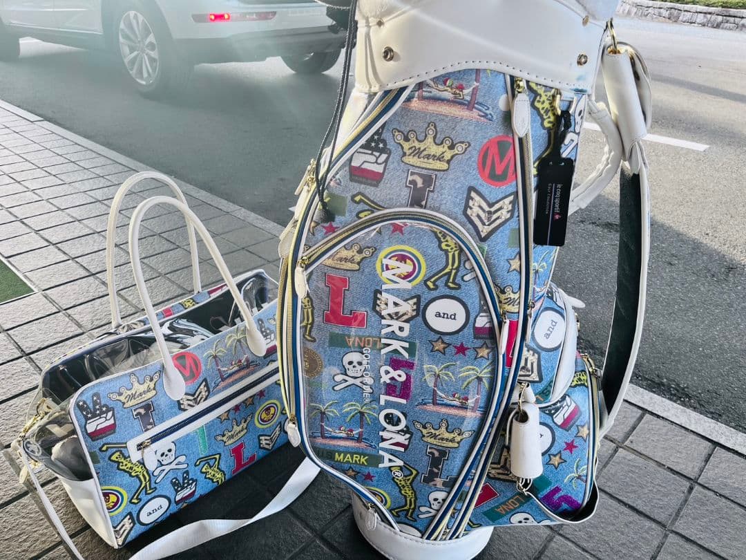 美品即発送●MARK & LONA キャディバッグ