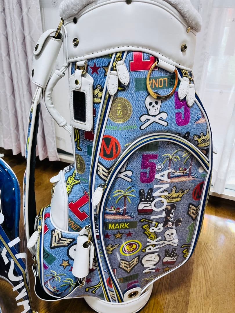 美品即発送●MARK & LONA キャディバッグ