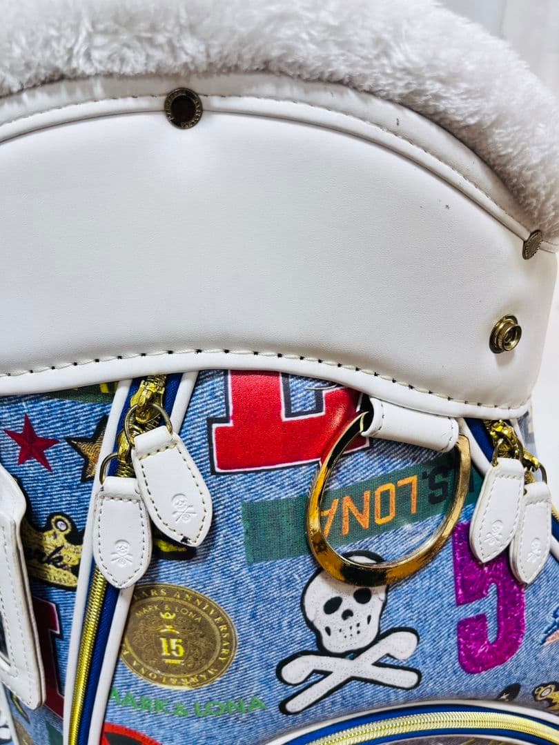 美品即発送●MARK & LONA キャディバッグ