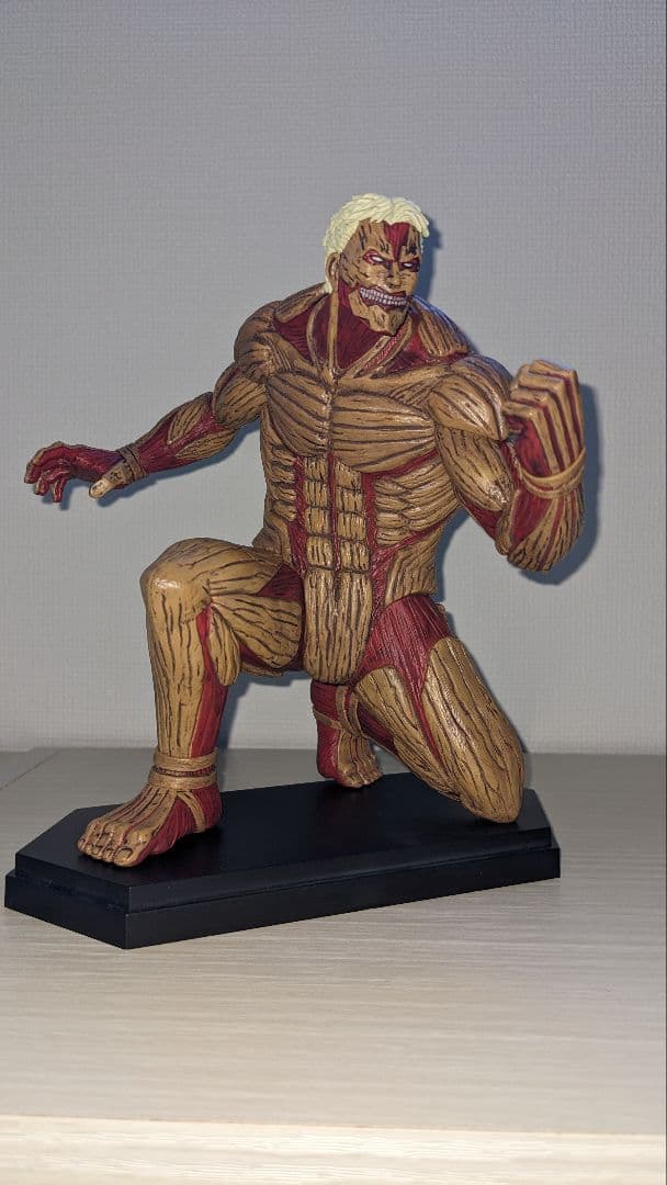 POP UP PARADE 進撃の巨人 ライナー ブラウン 鎧の巨人Ver.