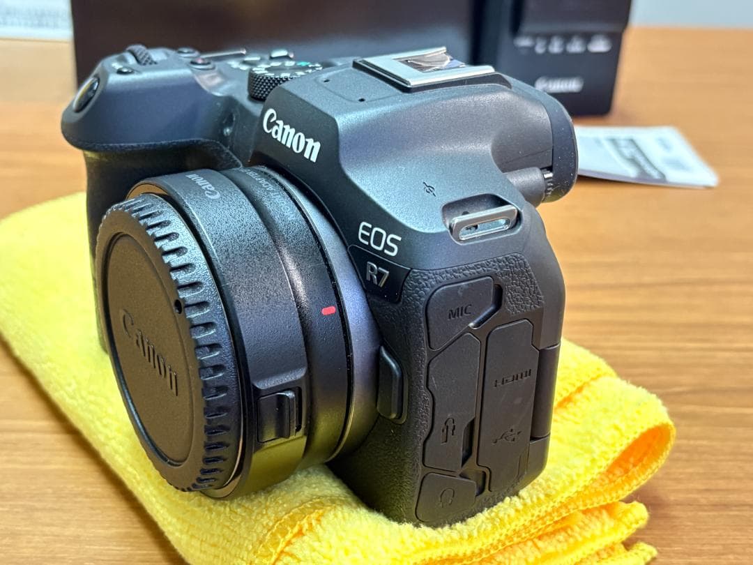 CANON EOS R7 ボディ+マウントアダプター+ ガイドブック