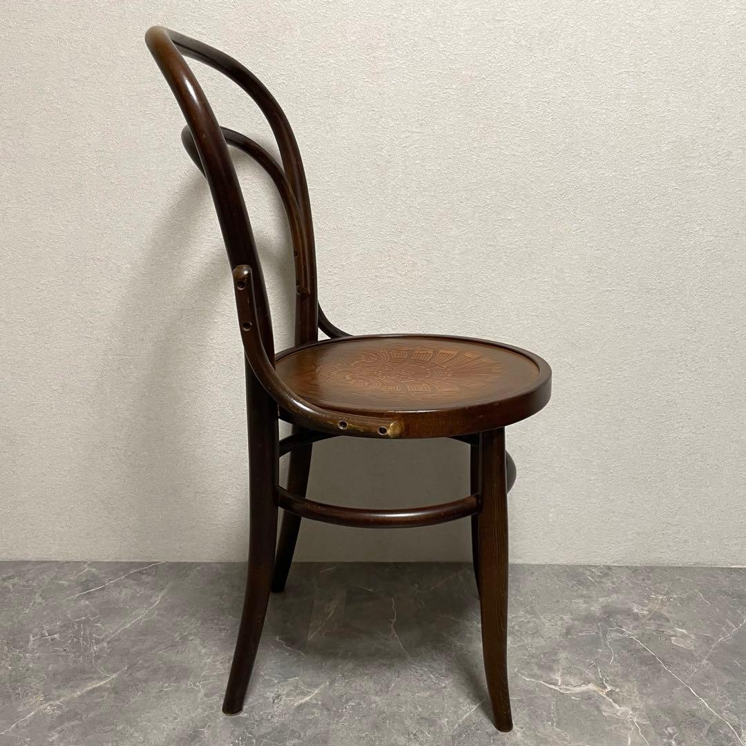 秋田木工　ベントウッドチェア 無垢曲木椅子　座面彫刻　英国アンティーク調