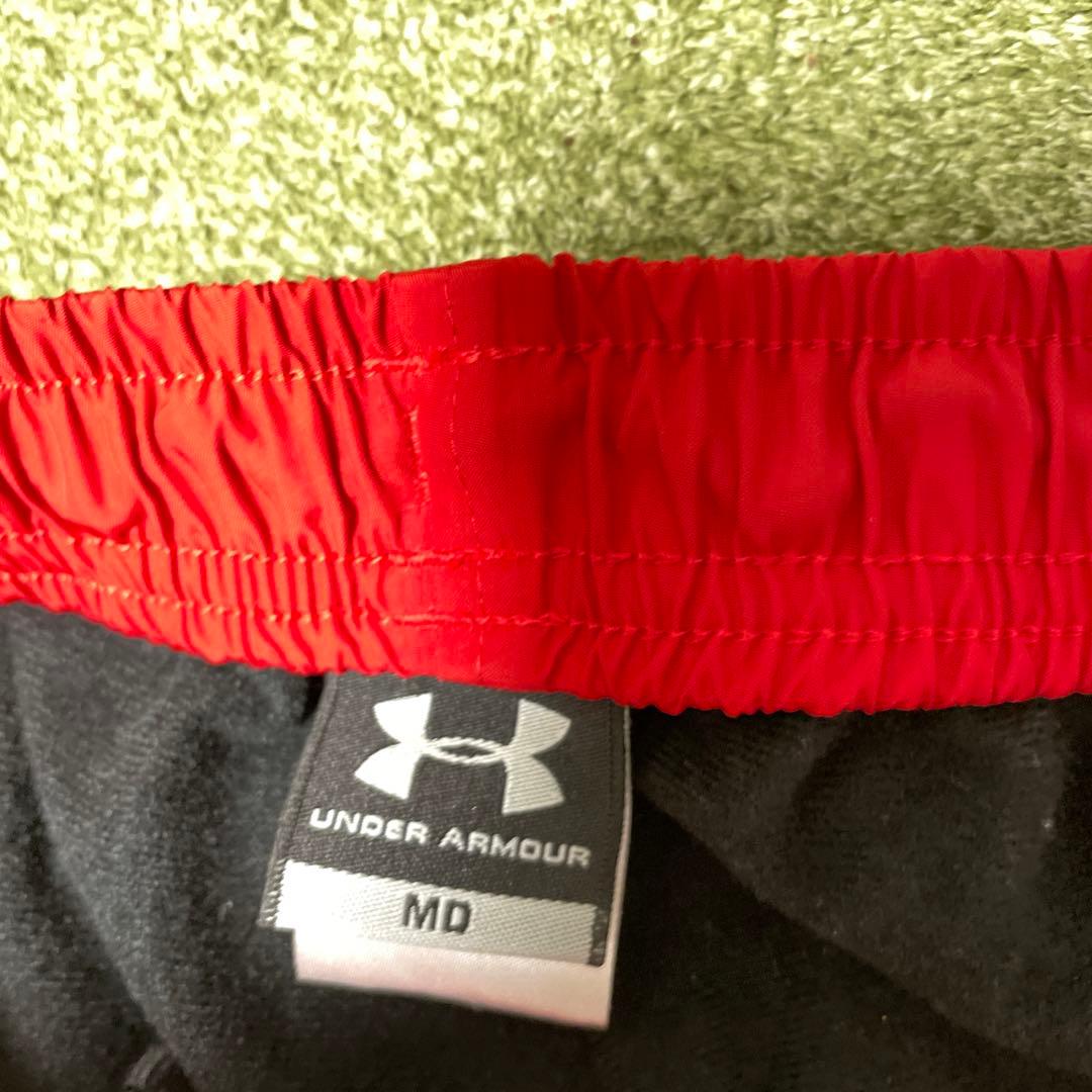 Under Armour 赤 ジャケット