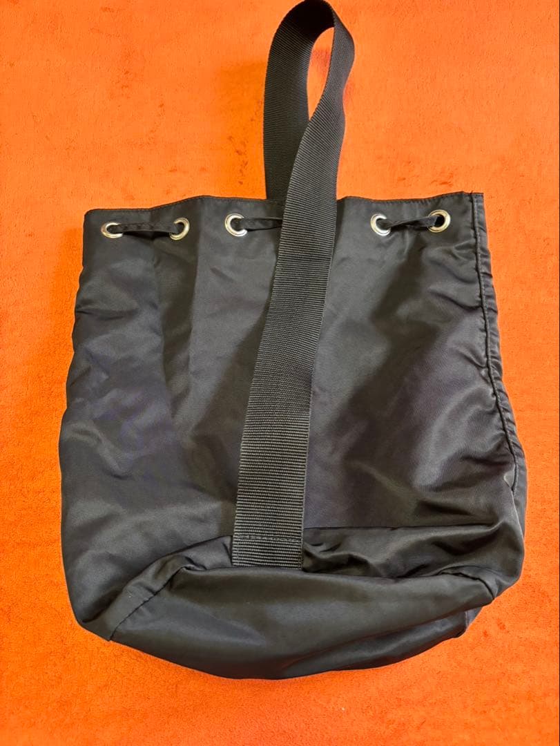 STUSSY 巾着風ショルダーバッグ ブラック