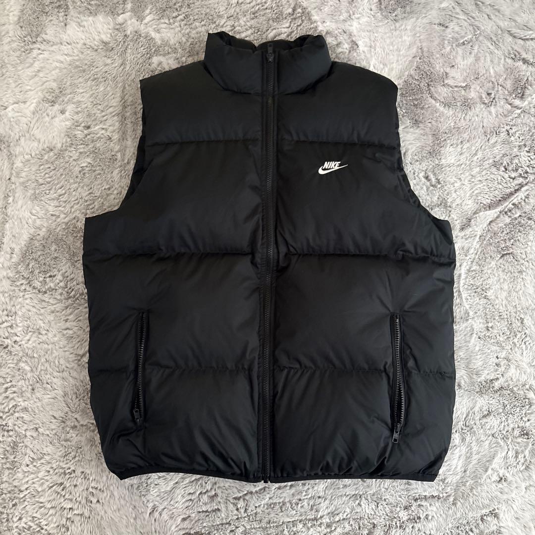 Nike ブラック ダウンベスト - メルカリ