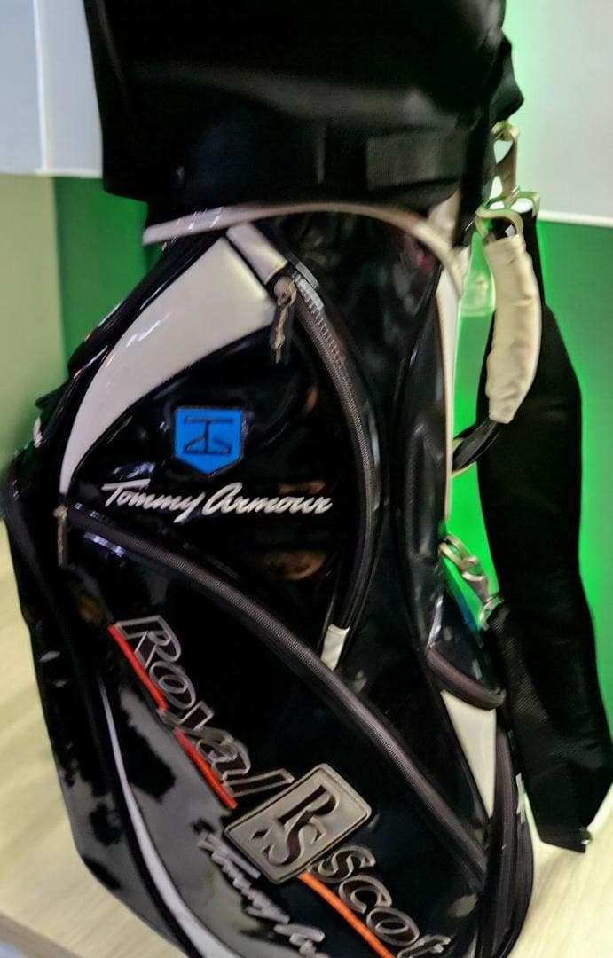 送料無料/美品 Armour　エナメル大型プロスタッフ用キャディバック
