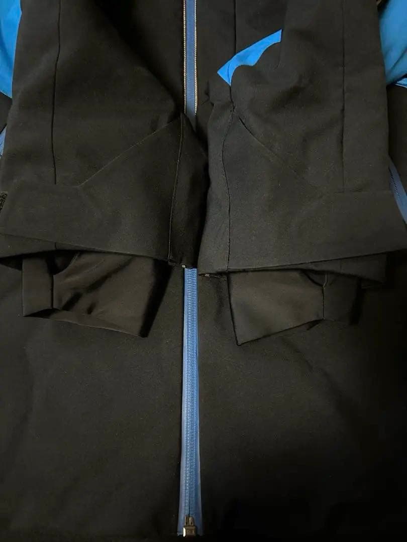 未使用 Phenix フェニックス スキーウェア ジャケット 黒/青 メンズM