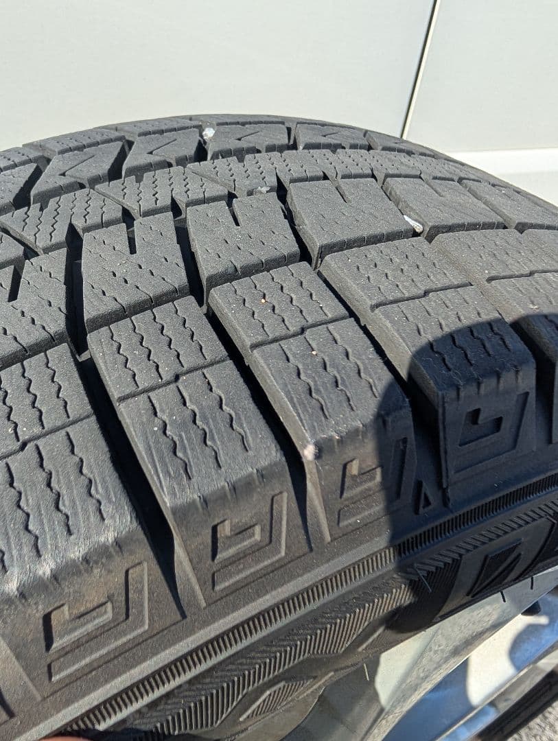 彩鯉！60/16スタッドレスタイヤ1本④ナット付き