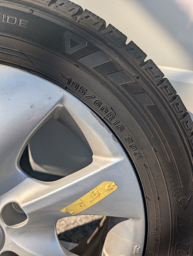 彩鯉！60/16スタッドレスタイヤ1本④ナット付き