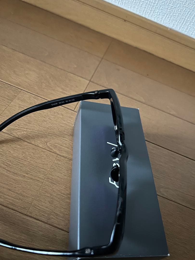 アイヴォル Eyevol SHAW 偏光レンズサングラス