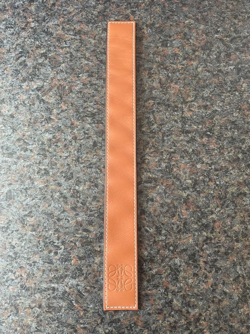 LOEWE スラップブレスレット スモール タン