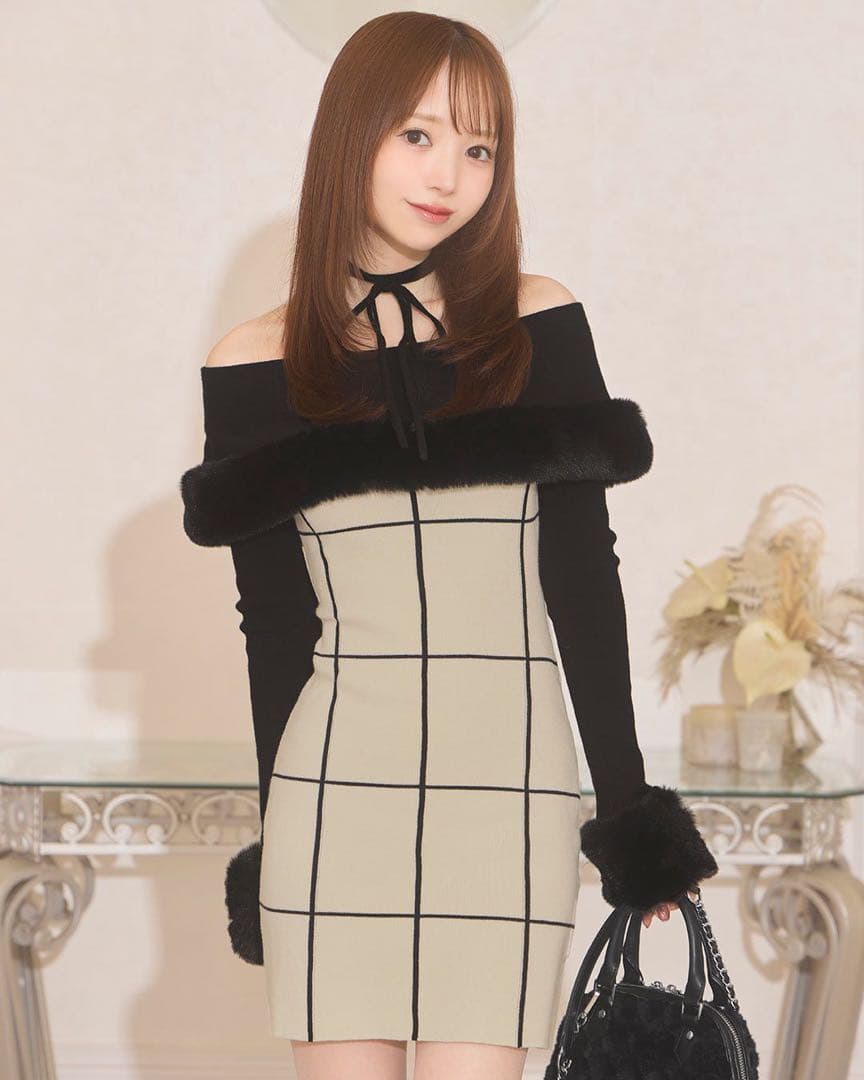 ミシェルマカロン フェザーオフショルチェックワンピース