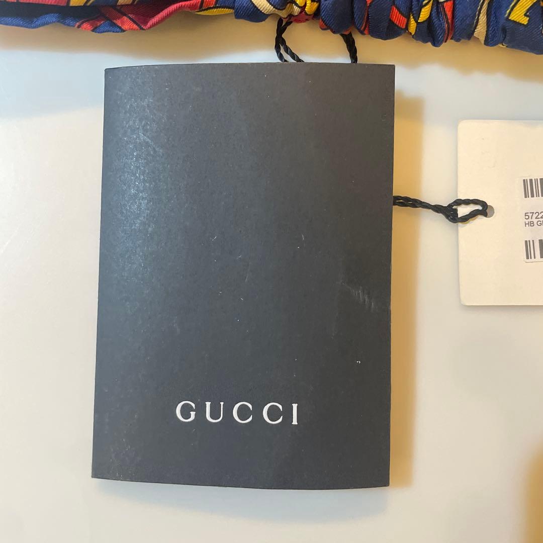 【GUCCI 】シルク ヘアバンド ロゴパターン！