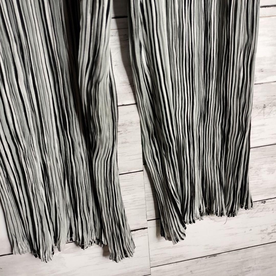 【極美品】プリーツプリーズ イッセイミヤケ ストレート 捻れプリーツパンツ