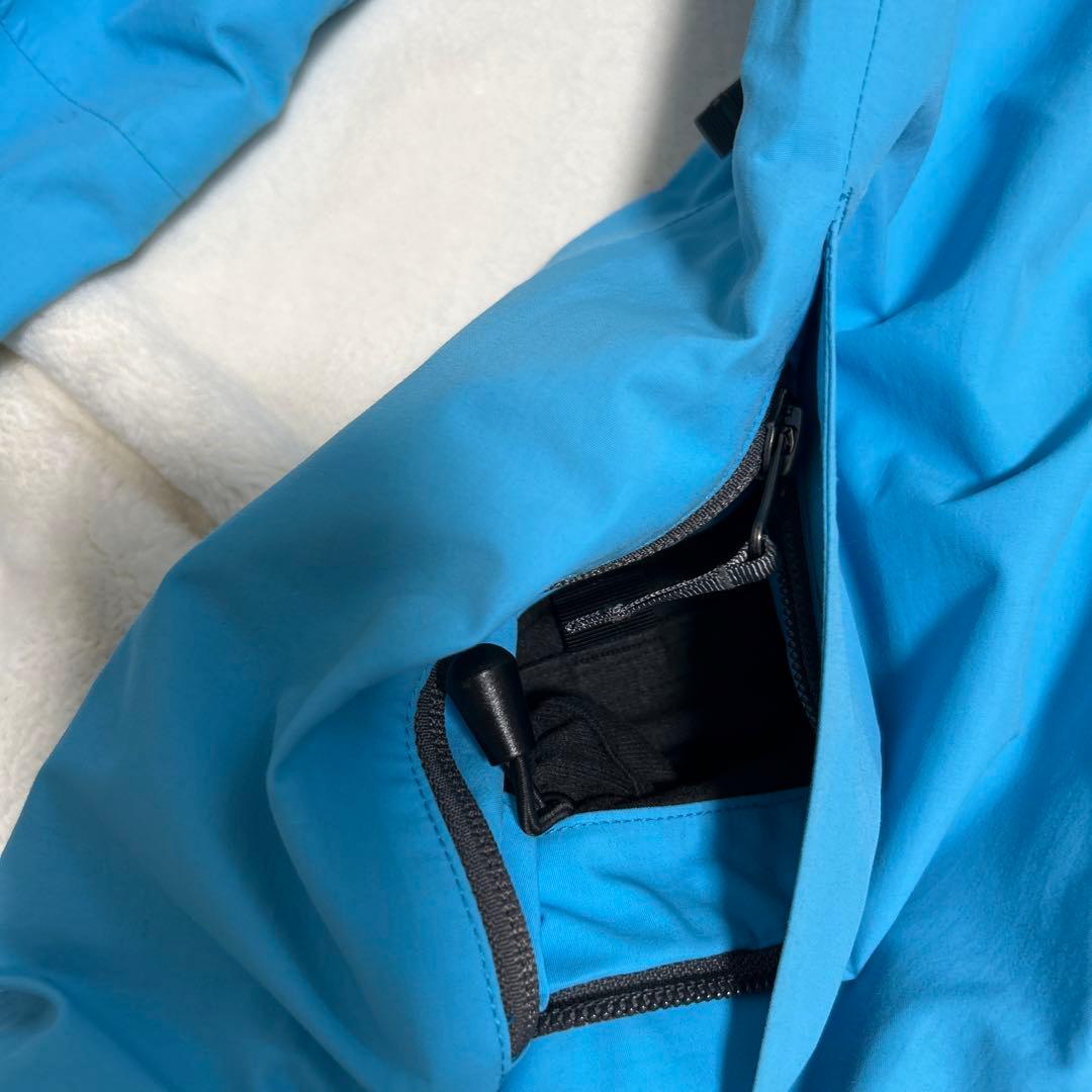 BURTON【S】GORE-TEX フード付きジャケット 青　スノボウェア