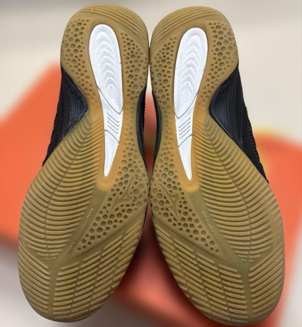 ミズノ レビュラ SALA ELITE IN 25.5cm(ブラック×シルバー)