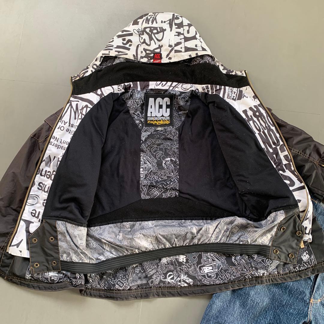 スノーボード用ウェアセット（子ども用） 上ACC 下FOURNINES