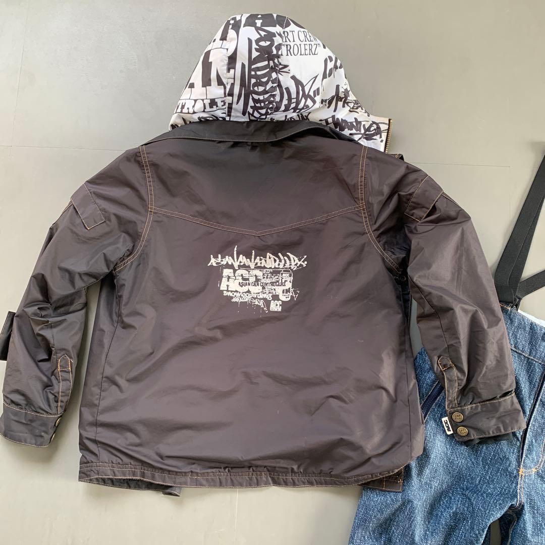 スノーボード用ウェアセット（子ども用） 上ACC 下FOURNINES