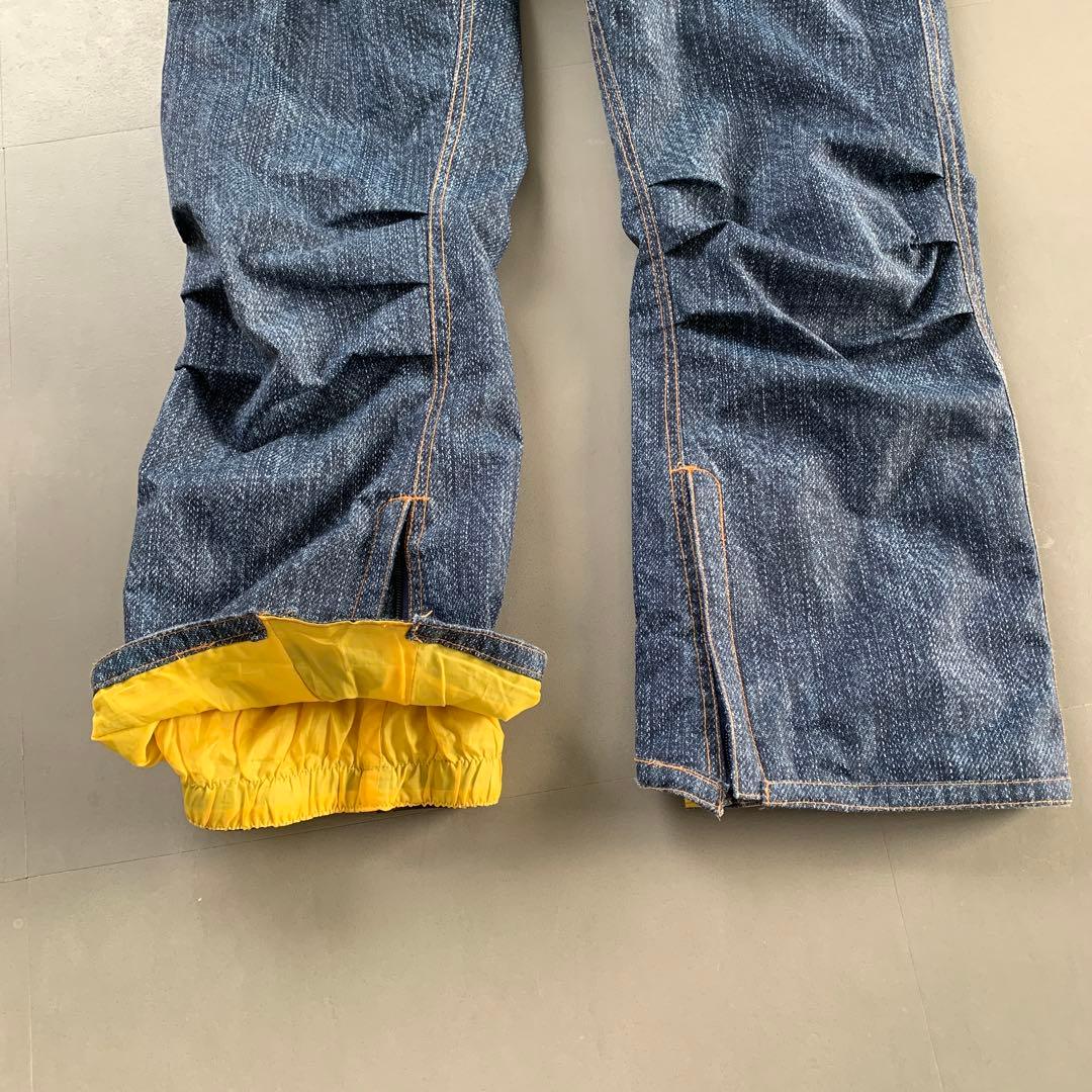 スノーボード用ウェアセット（子ども用） 上ACC 下FOURNINES