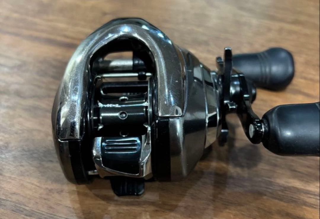 SHIMANO 16ANTARES DC HG 右　ベイトリール