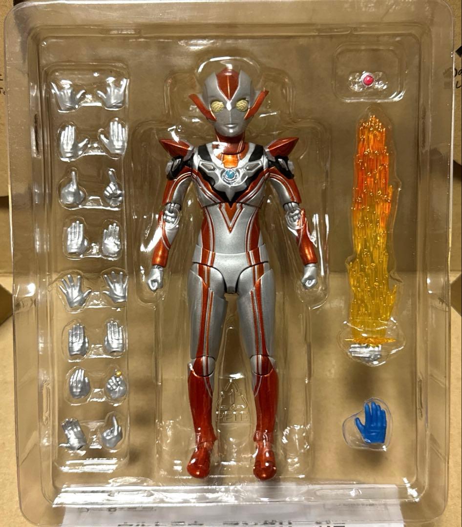 S.H.Figuarts ウルトラマンR/B ウルトラウーマン グリージョ