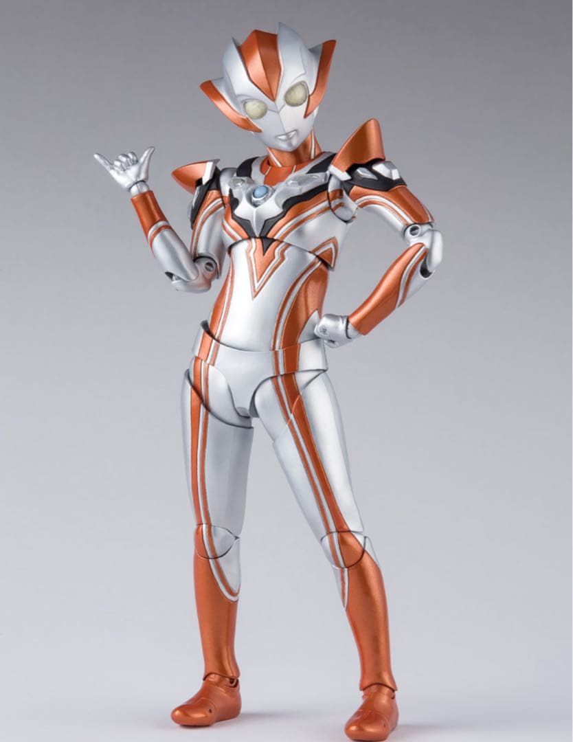 S.H.Figuarts ウルトラマンR/B ウルトラウーマン グリージョ
