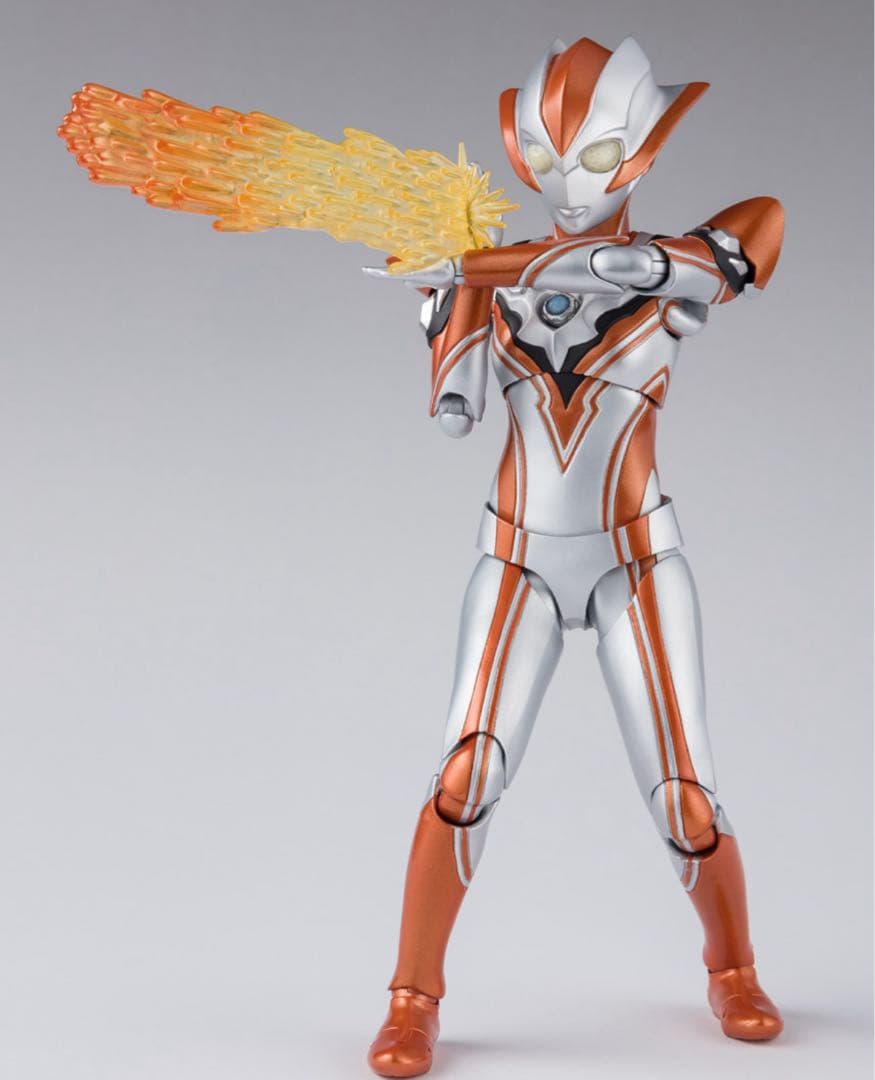 S.H.Figuarts ウルトラマンR/B ウルトラウーマン グリージョ