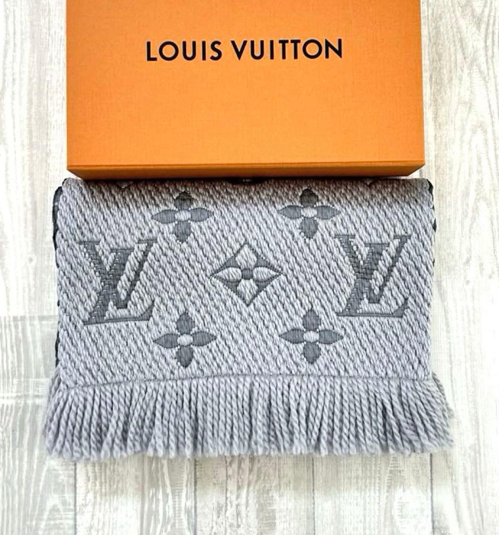 Louis Vuitton】ロゴマフラー グリペルル 定番 人気 グレー - メルカリ