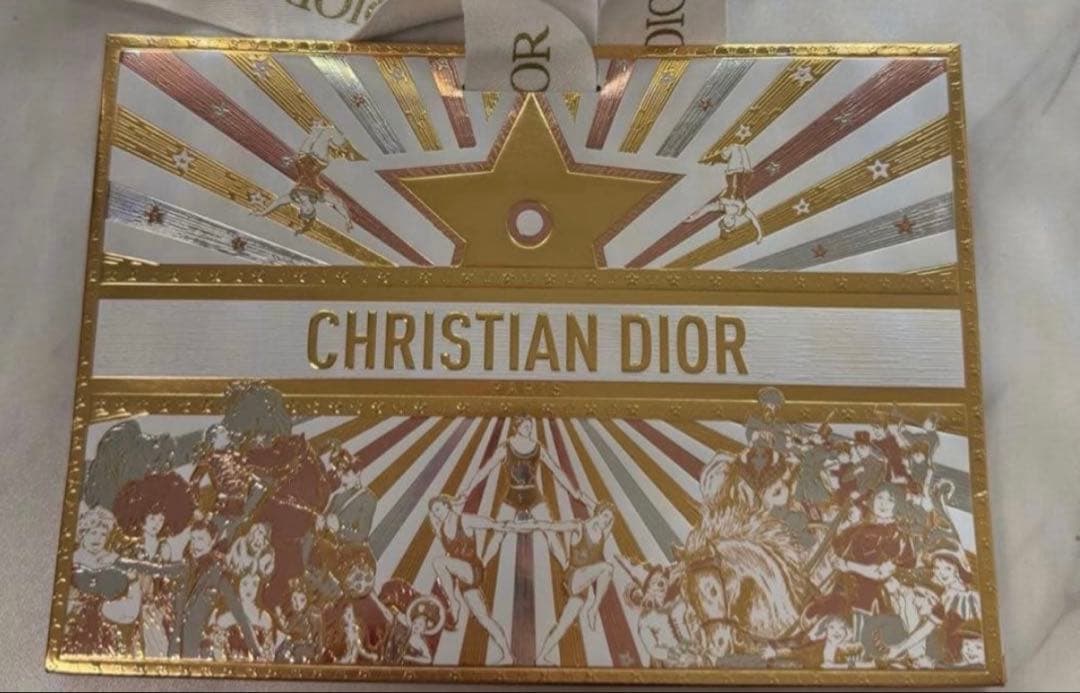 Dior クリスマスホリデー マルチパレット