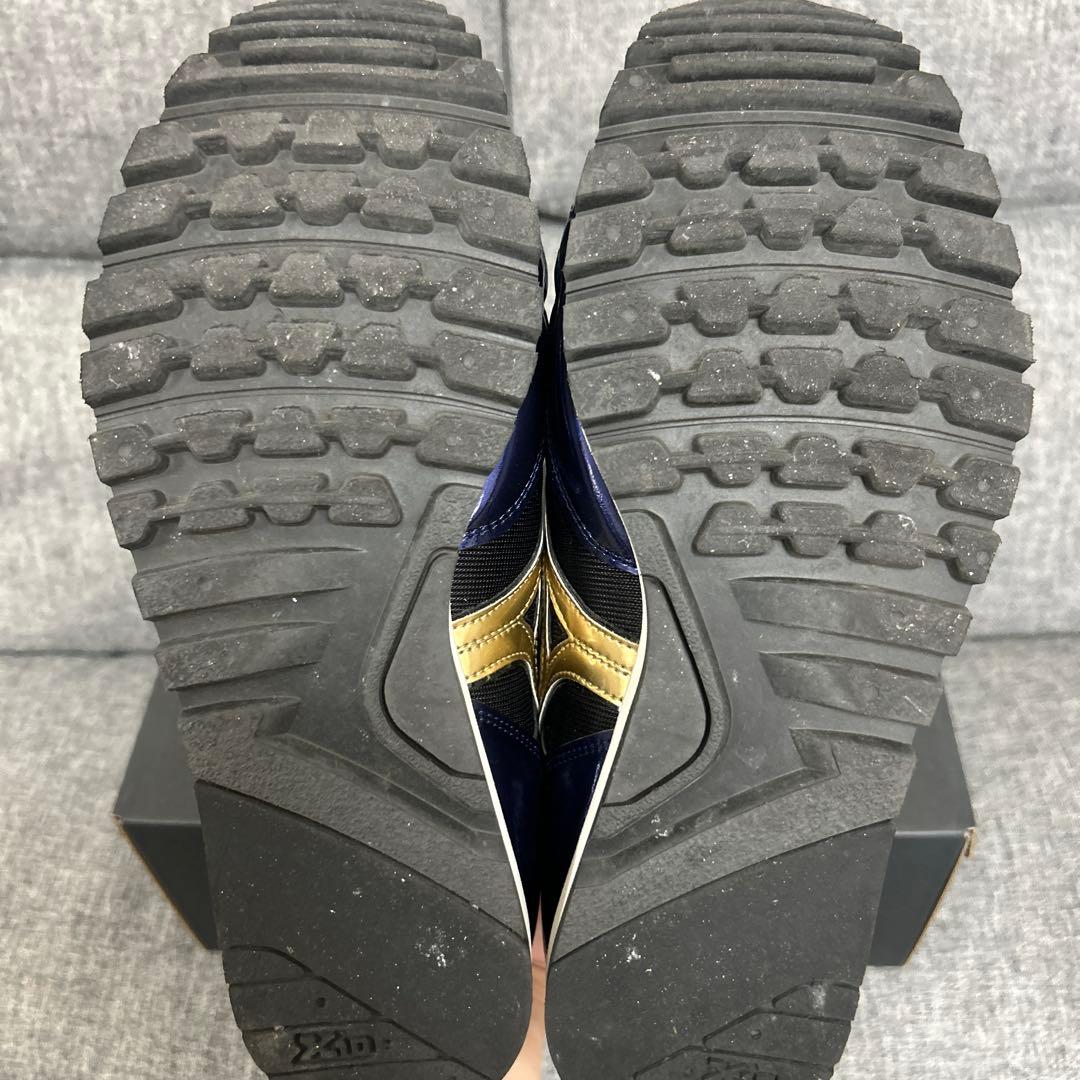 ミズノ　ビルトトレーナー　25.5cm