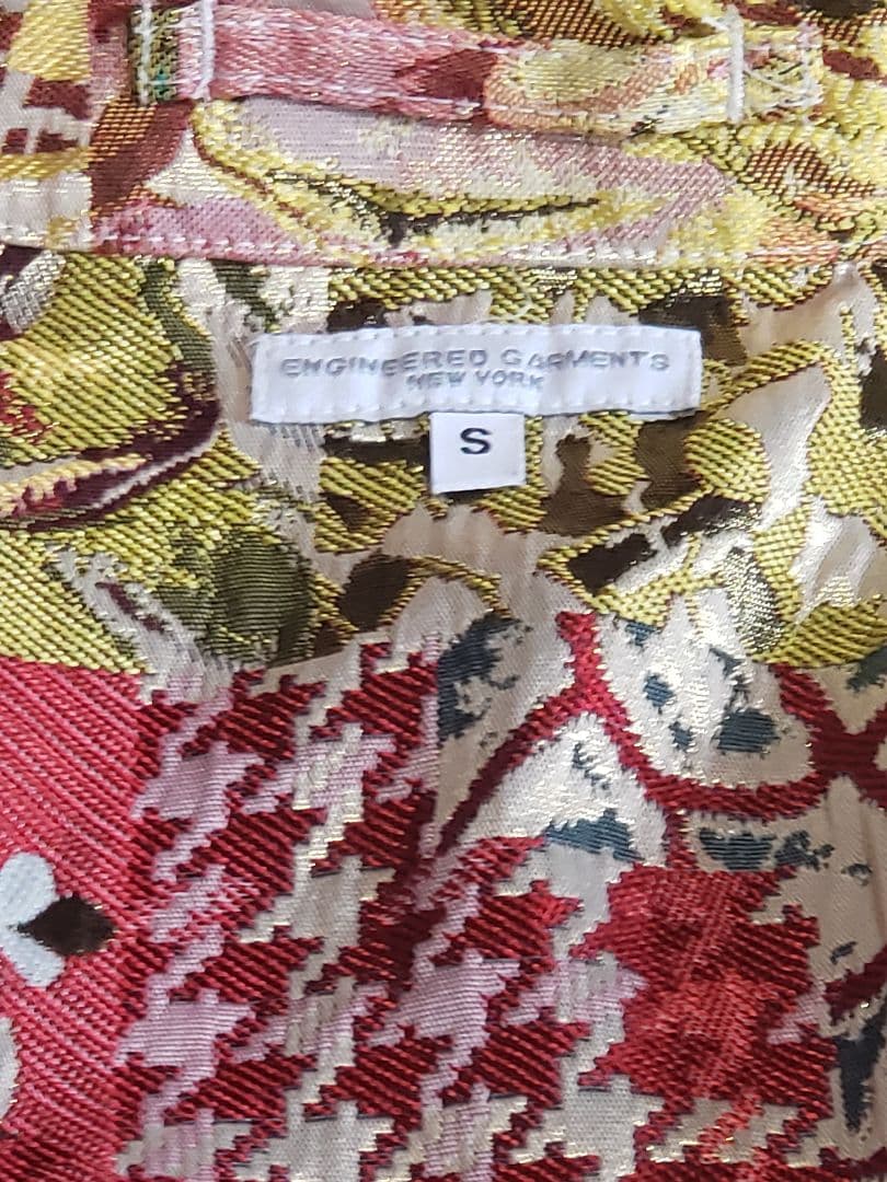 エンジニアードガーメンツ　総柄ノーカラージャケット