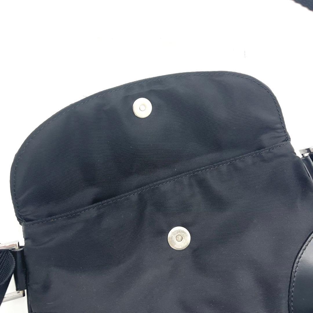✨極美品・ギャランティ付✨プラダ ウエストバッグ 三角ロゴ ナイロン レザー 黒