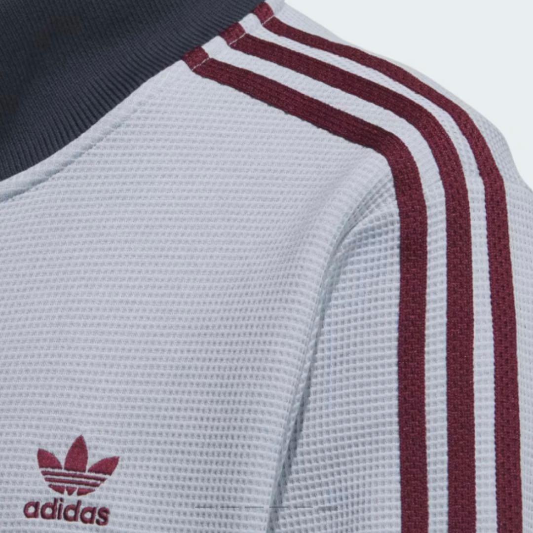 日本未発売カラー2XL⭐️adidasアディカラートラックトップ ワッフル