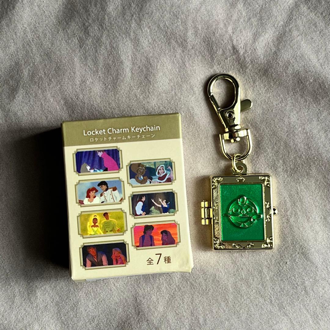 ディズニーストア ロケットチャームキーチェーン ジャスミン - メルカリ