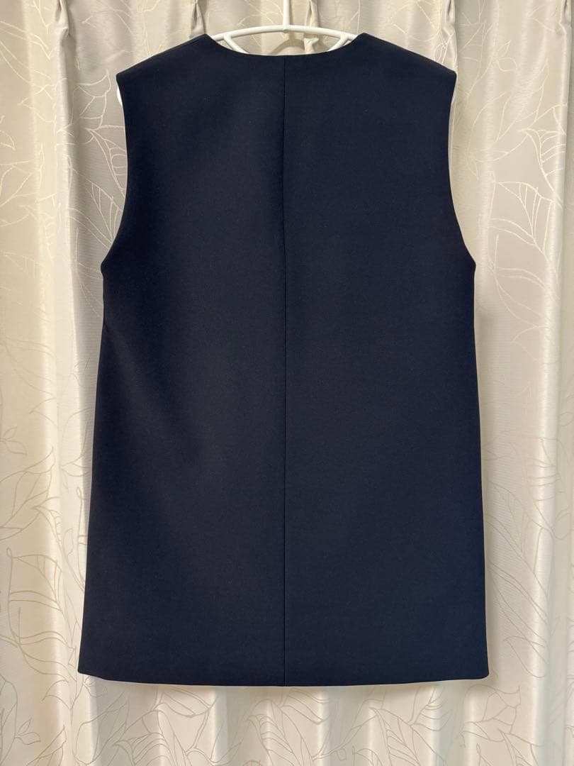 CELFORD フリルパールネックロングジレ