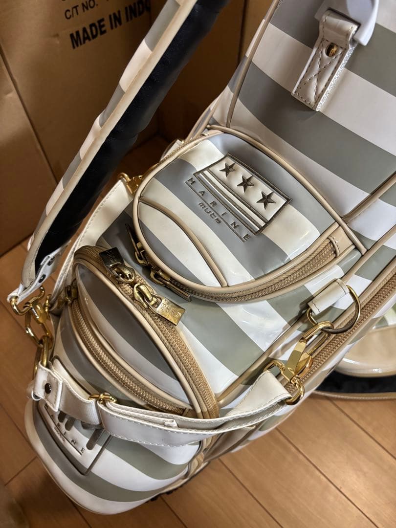 良品 ムータマリン ボーダー エナメル 3点式スタンド型キャディバッグ　男女兼用